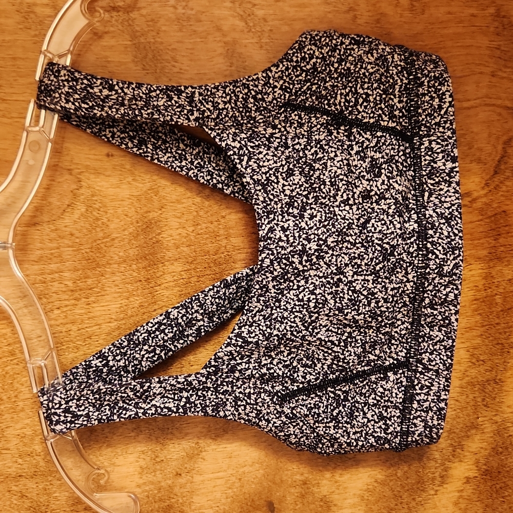 Lulemon Sports bra